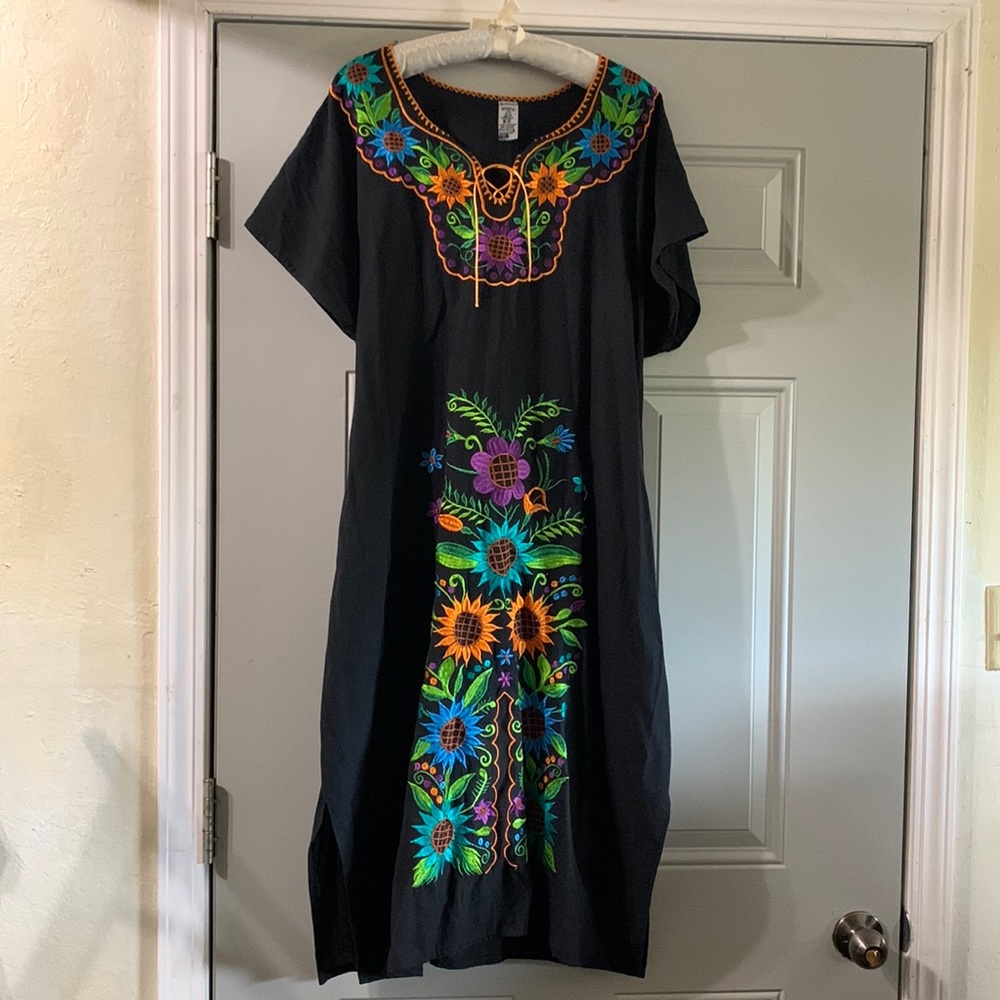 COPY - Mexican black embroidered dress 2xl